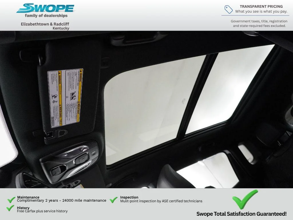 New 2026 Bright White Clear-Coat Exterior Paint Jeep Trailhawk image 26