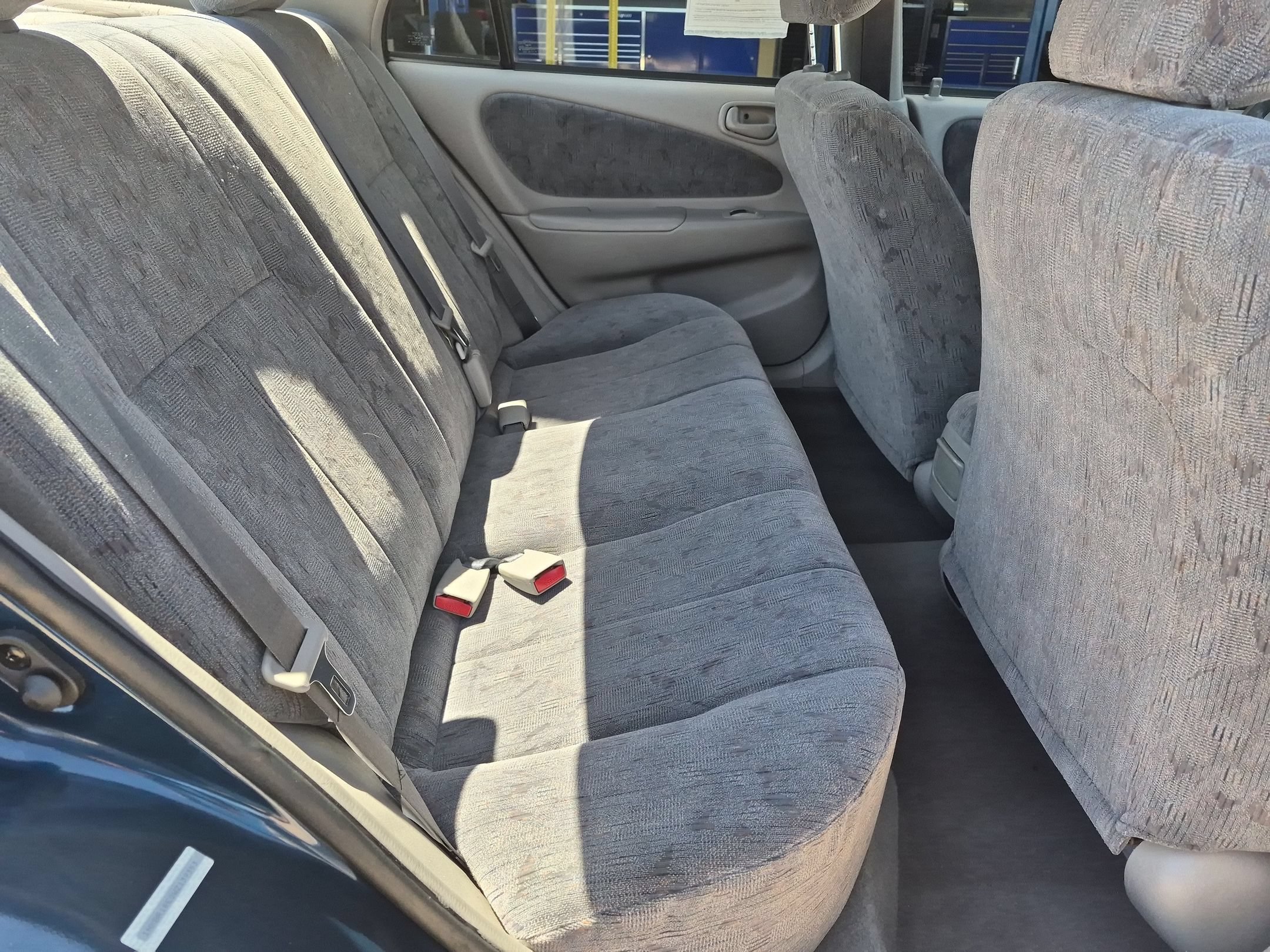 Used 1998 Brilliant Blue Pearl Toyota LE image 23