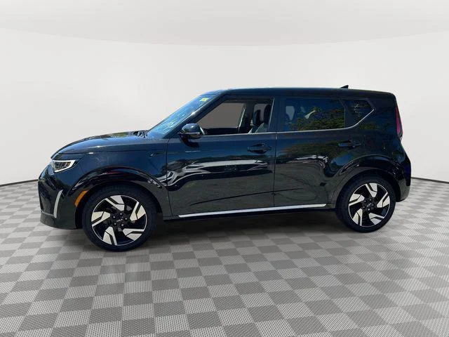 Used 2023 Fusion Black Kia GT-Line image 6