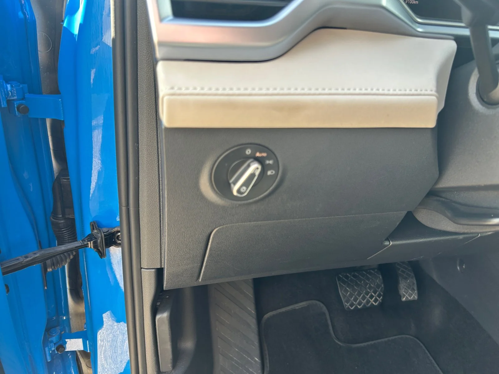 Used 2026 BLUE MED Volkswagen COMFORTLINE image 15