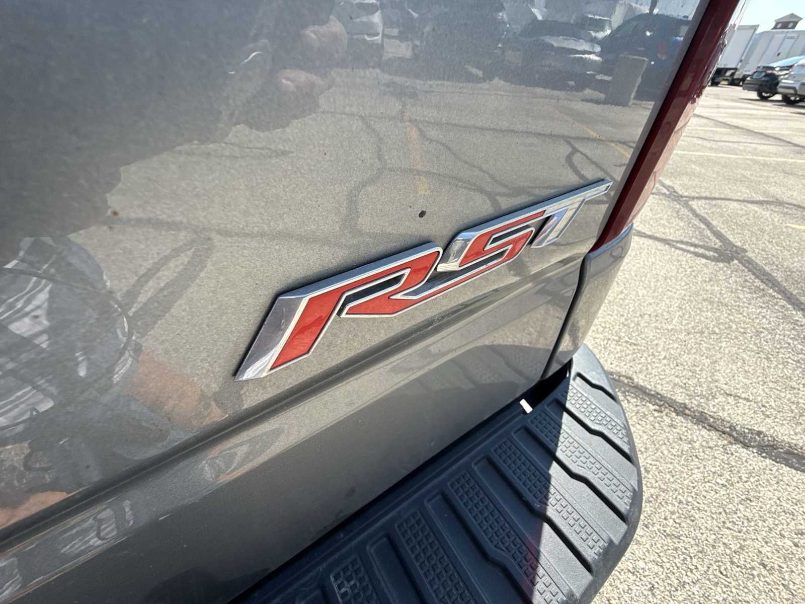 Certified Used 2020 SATIN STEEL METALLIC Chevrolet RST image 31