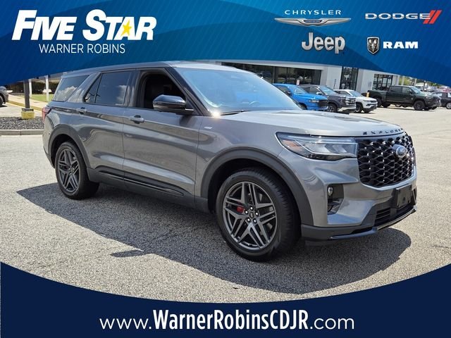 2025 Ford Explorer ST-Line