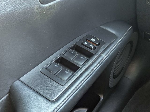 Used 2014  Lexus 350 image 23