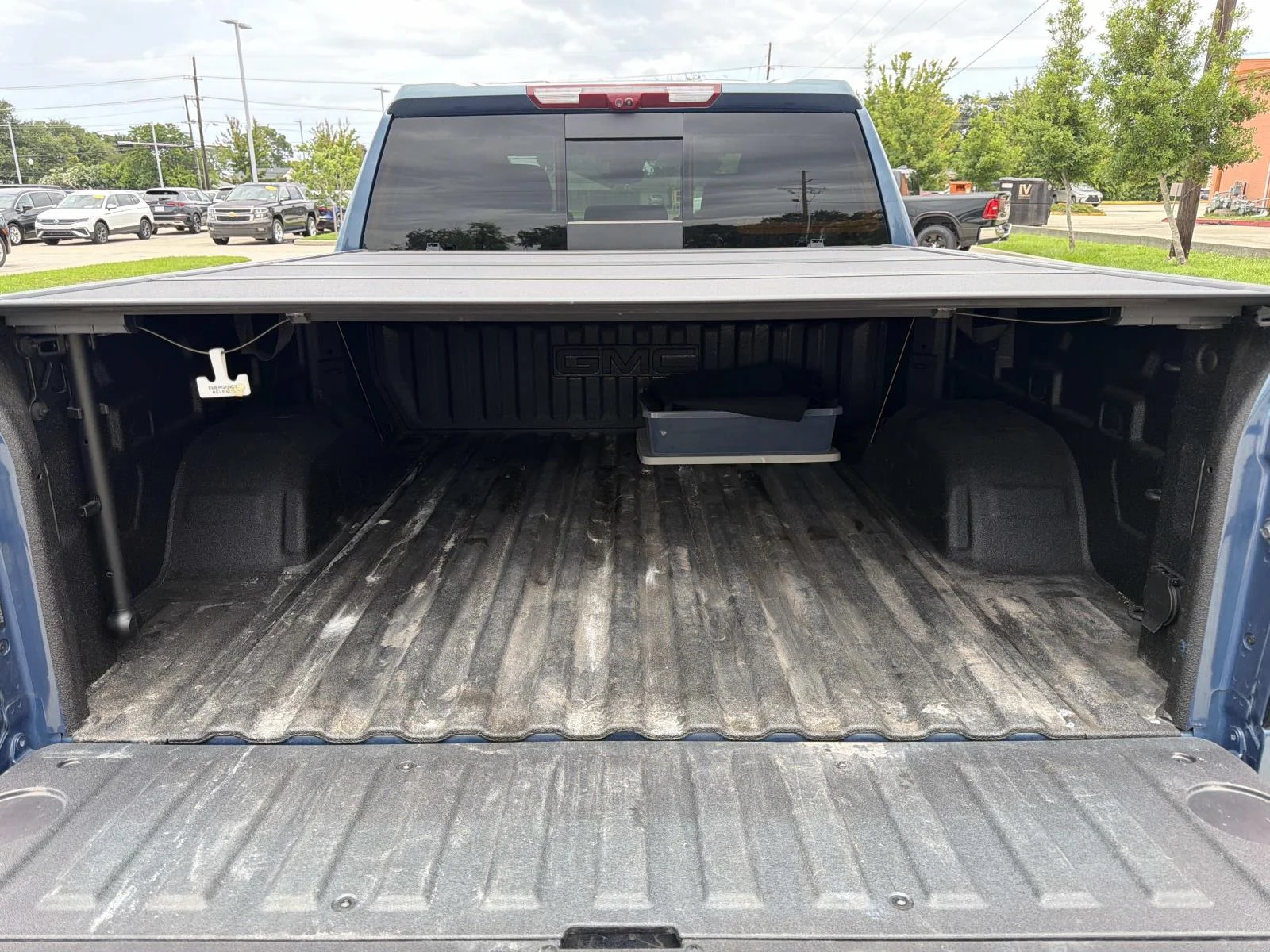 Used 2025 Blue GMC 2WD Crew Cab 147 Denali image 8