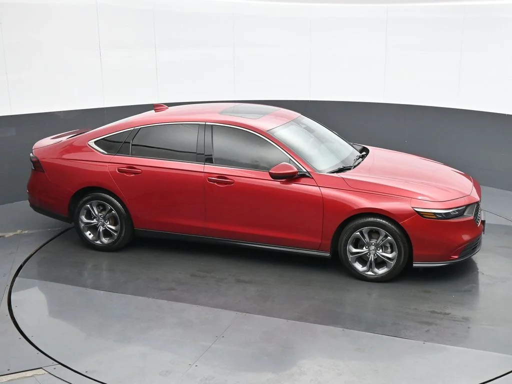 Used 2024  Honda EX image 23