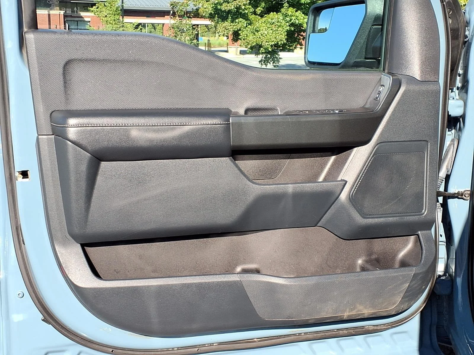 Used 2023 Area 51 Blue Ford XL image 30