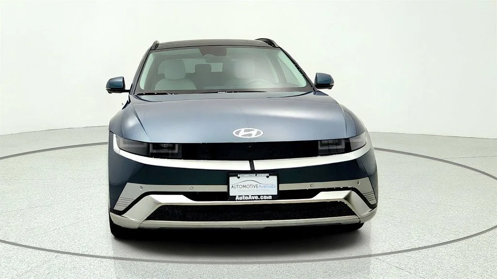 Used 2025 Digital Teal Hyundai Limited AWD *Ltd Avail* image 2