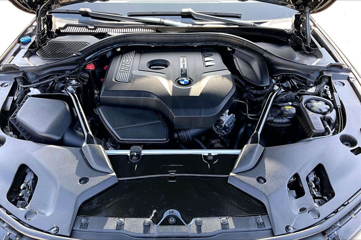 Used 2018 Jet Black BMW 530i image 34