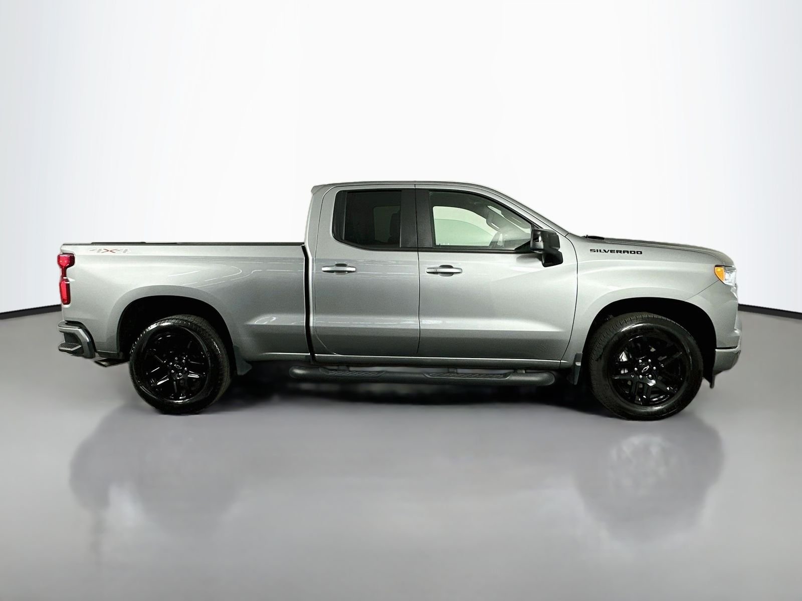 Used 2023 Sterling Gray Metallic Chevrolet RST image 7
