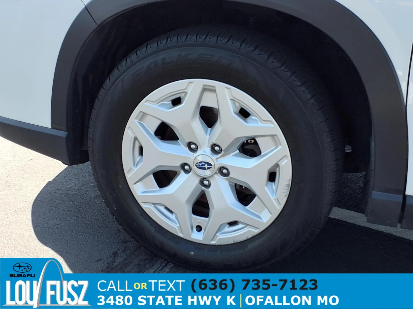Used 2020 Crystal White Pearl Subaru Base image 22