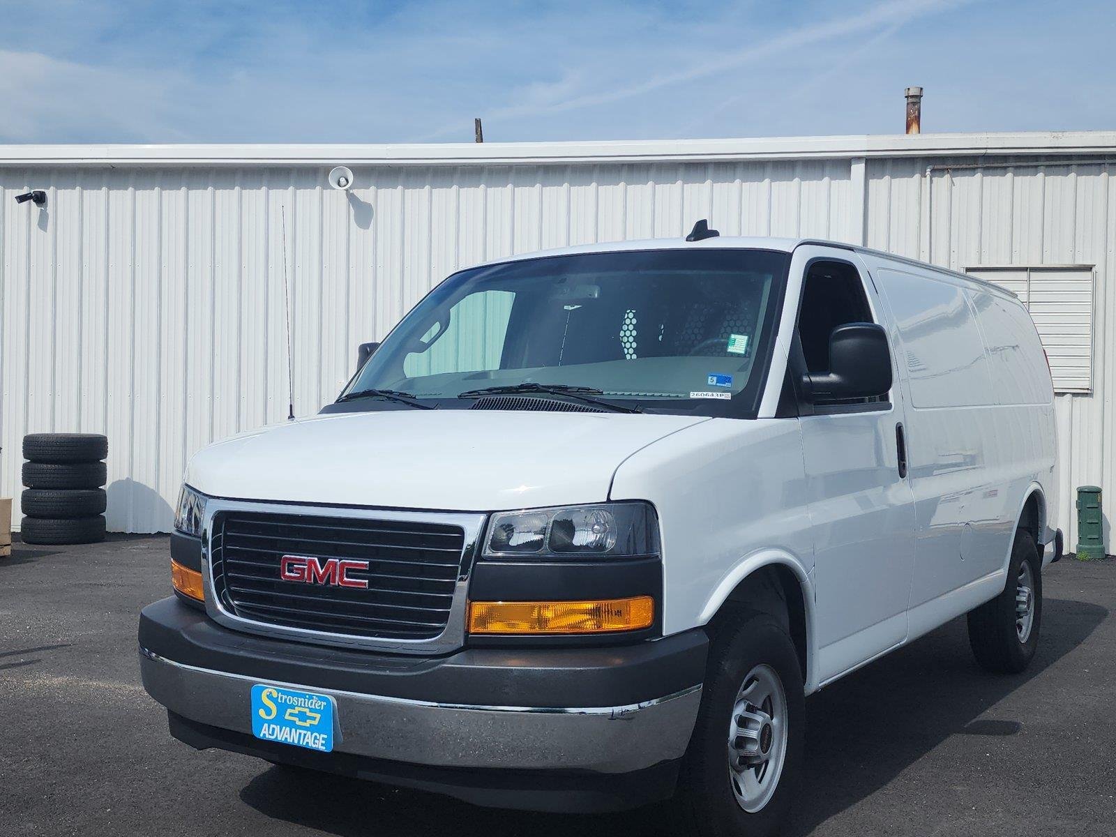 2025 GMC Savana Cargo