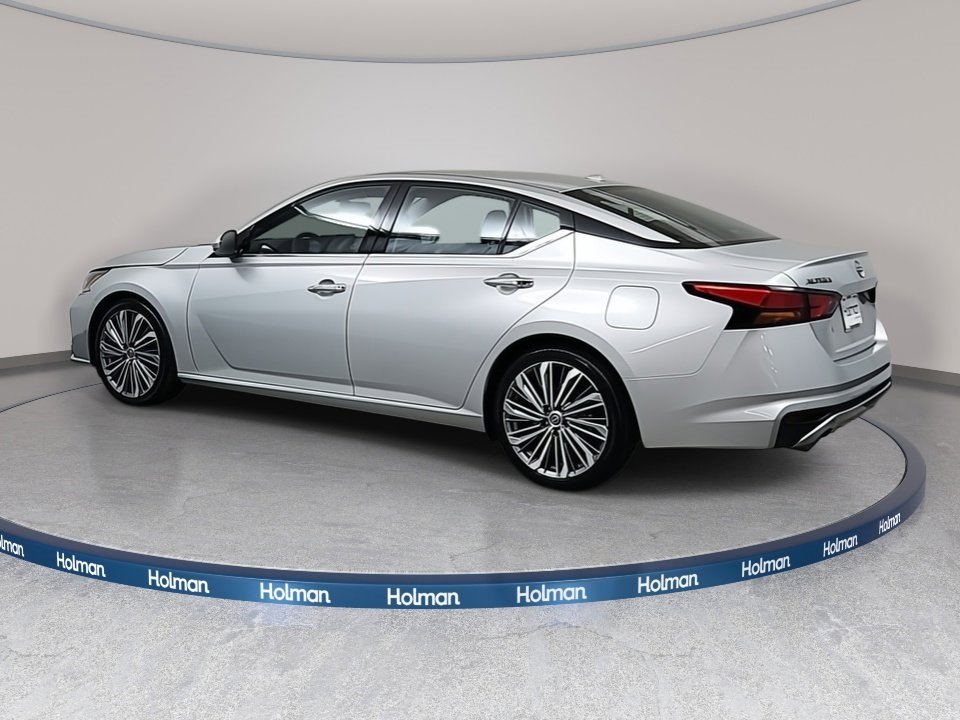 2023 Nissan Altima 2.5 SL photo 3