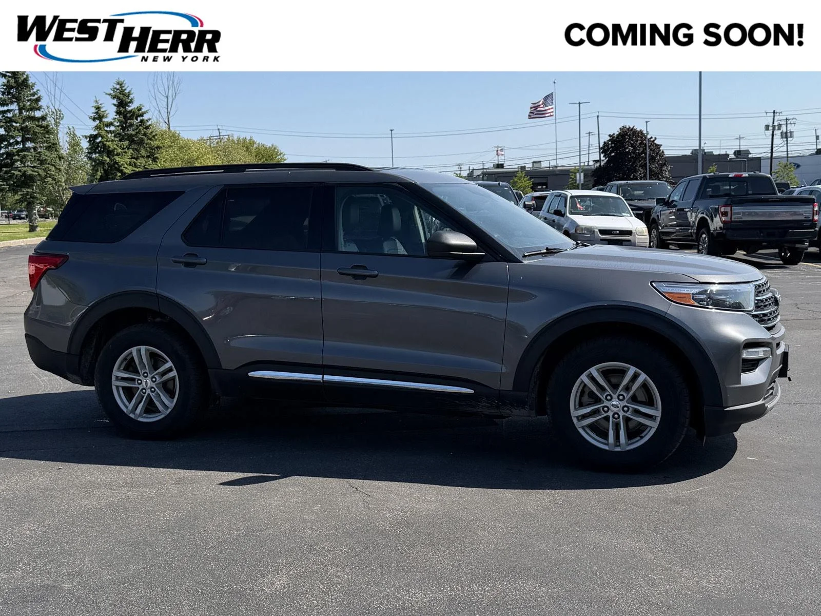 2023 Ford Explorer's photo