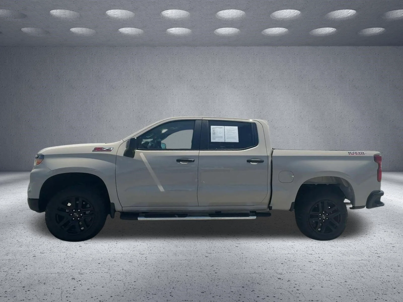 Used 2026 White Sands Chevrolet Custom Trail Boss image 4