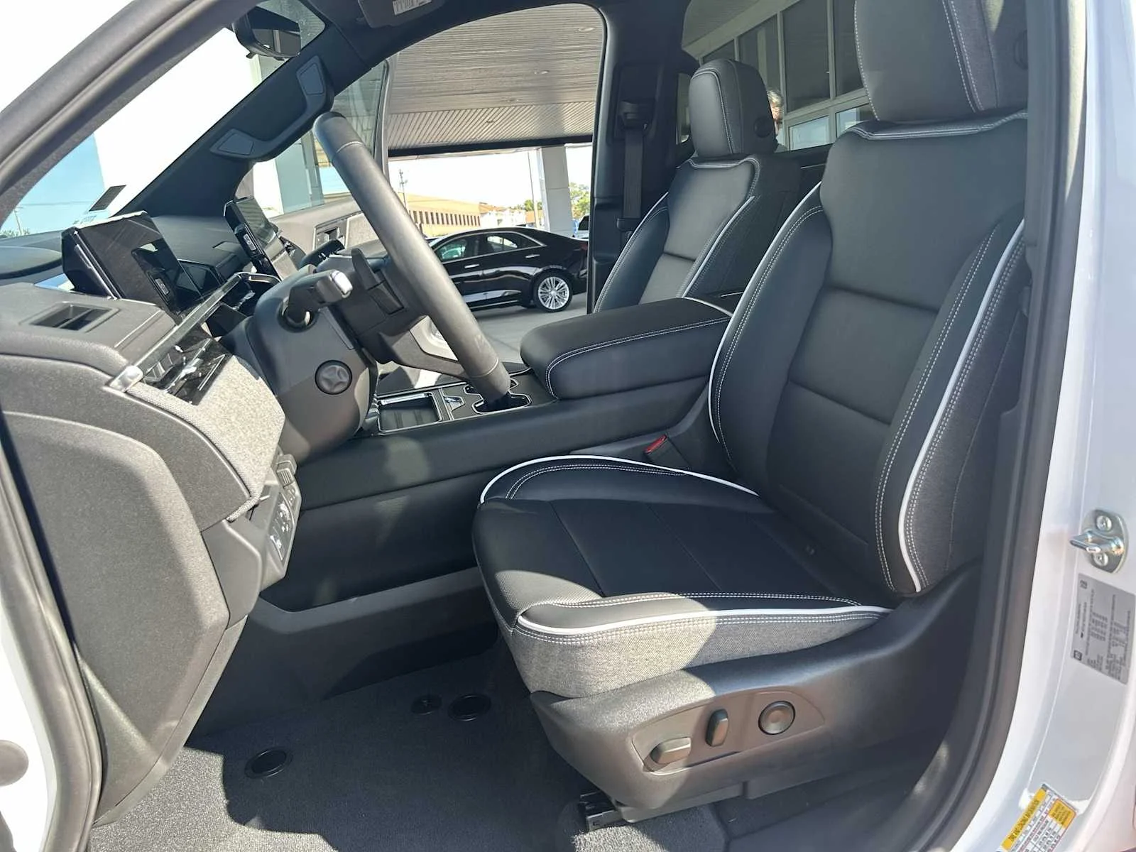 2026 GMC Sierra EV Elevation - Photo 18