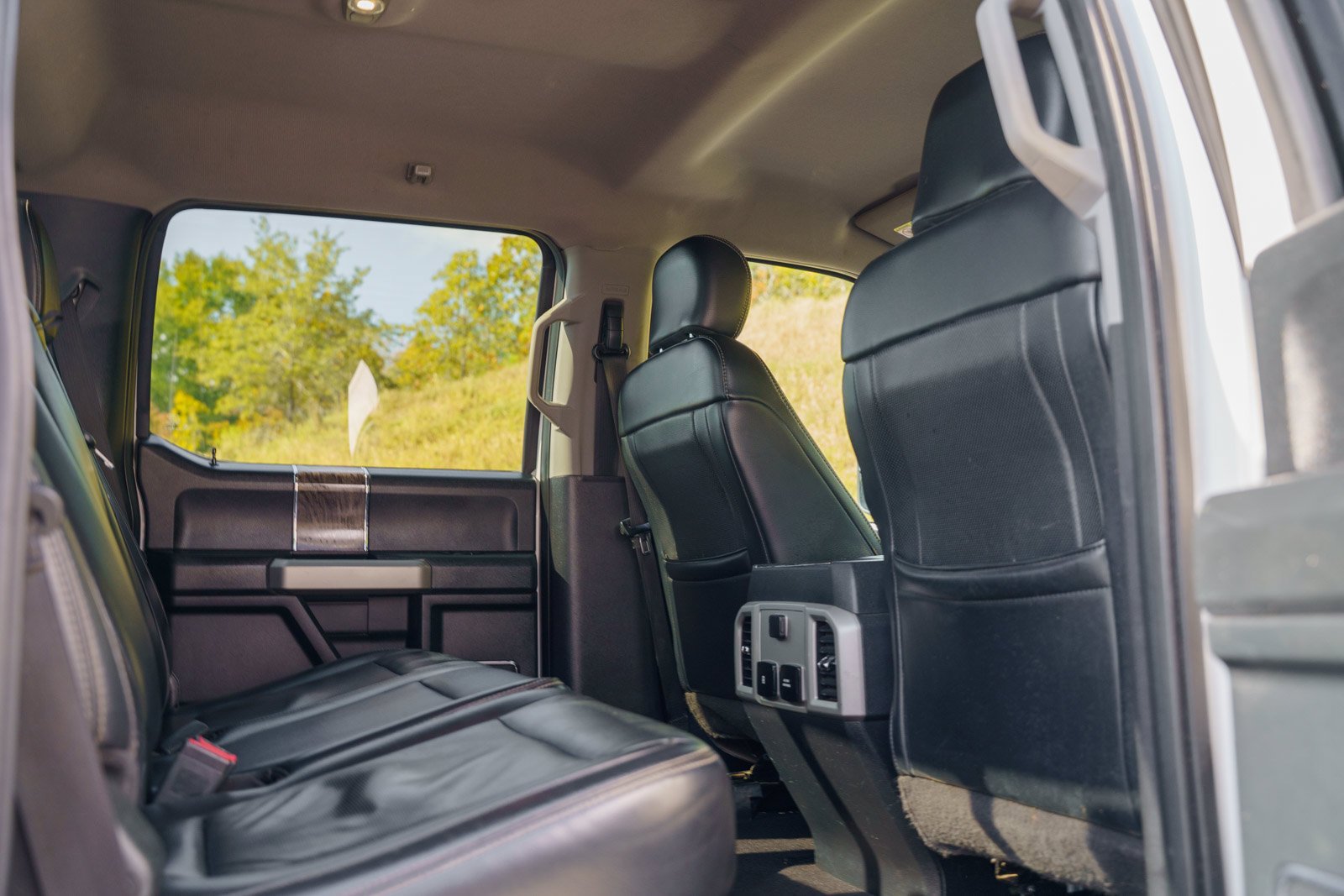 Certified Used 2019 White Ford Lariat image 20
