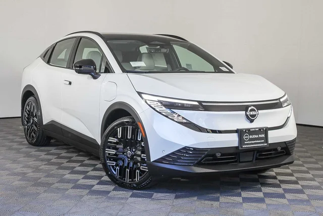 2026 Nissan Leaf Platinum+