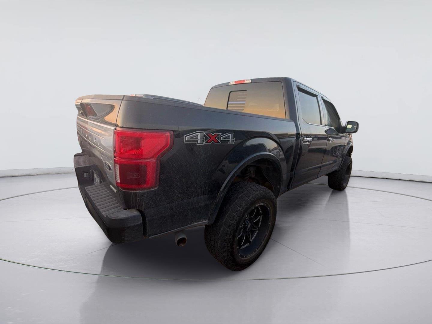 Used 2019 Agate Black Ford Platinum image 2