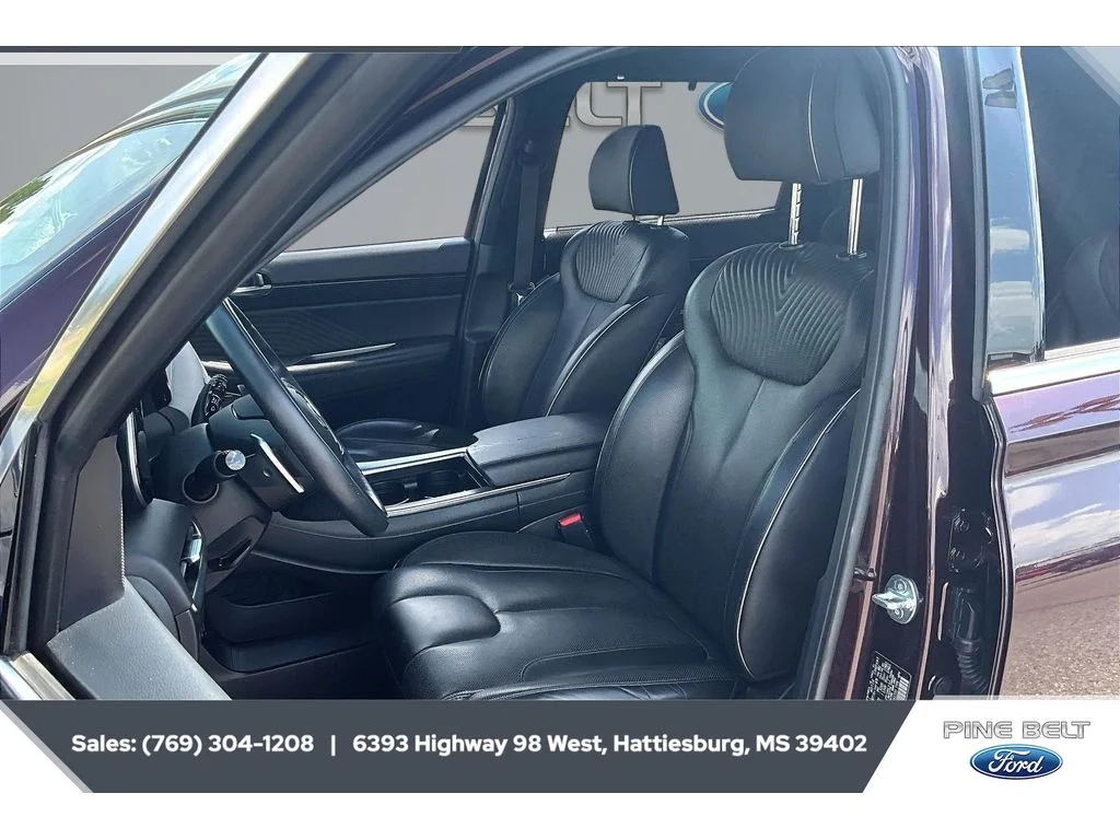 Used 2024 Sierra Burgundy Hyundai Calligraphy image 18
