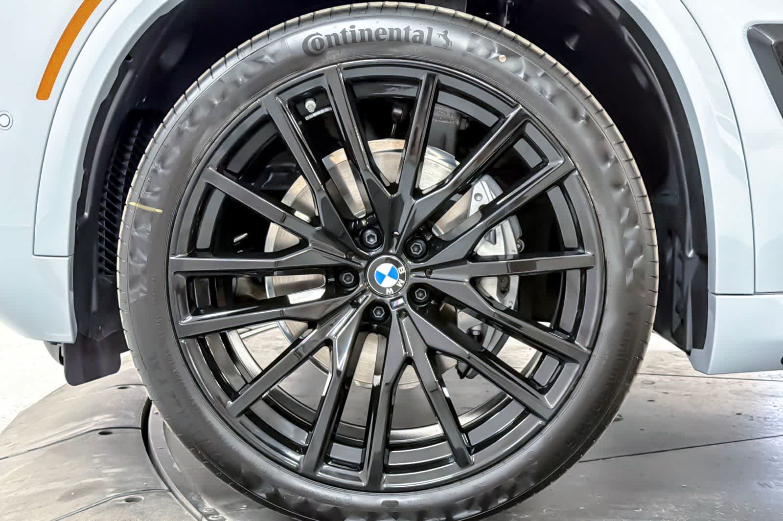 New 2026 Brooklyn Grey Metallic BMW xDrive40i image 25