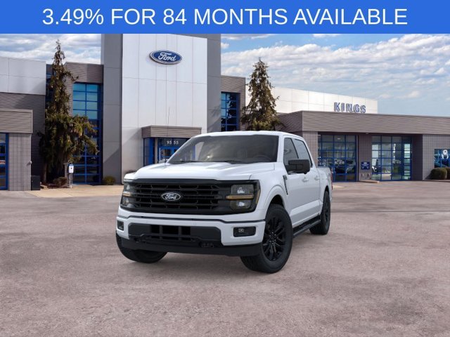 New 2026 Oxford White Ford XLT image 2
