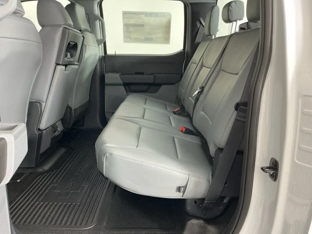 New 2026 Oxford White Ford XL image 22