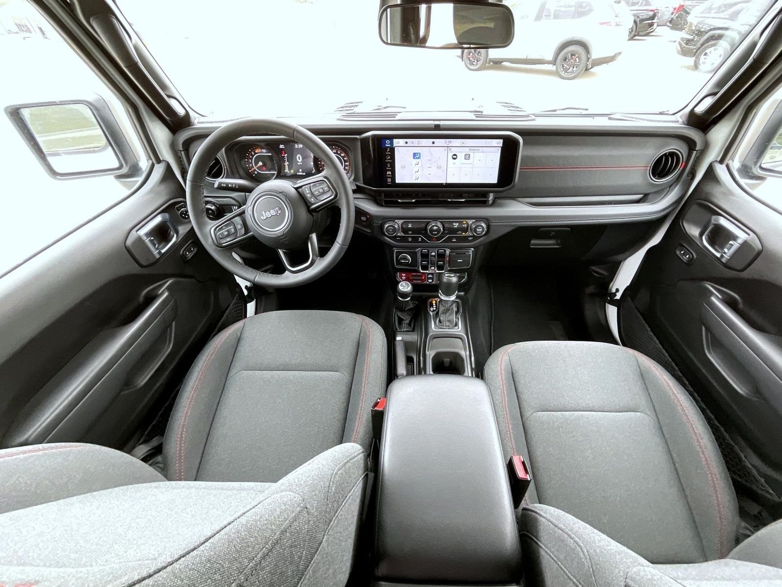 Used 2025 White Jeep Rubicon image 15