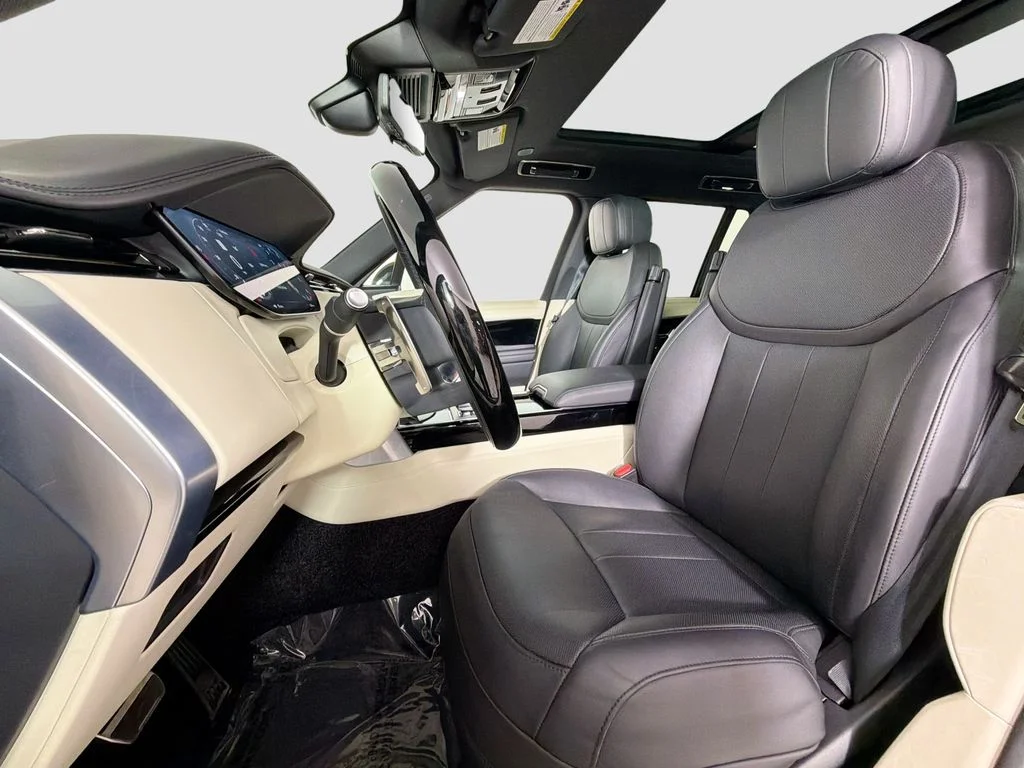 Certified Used 2024 Gray Land Rover SE image 22
