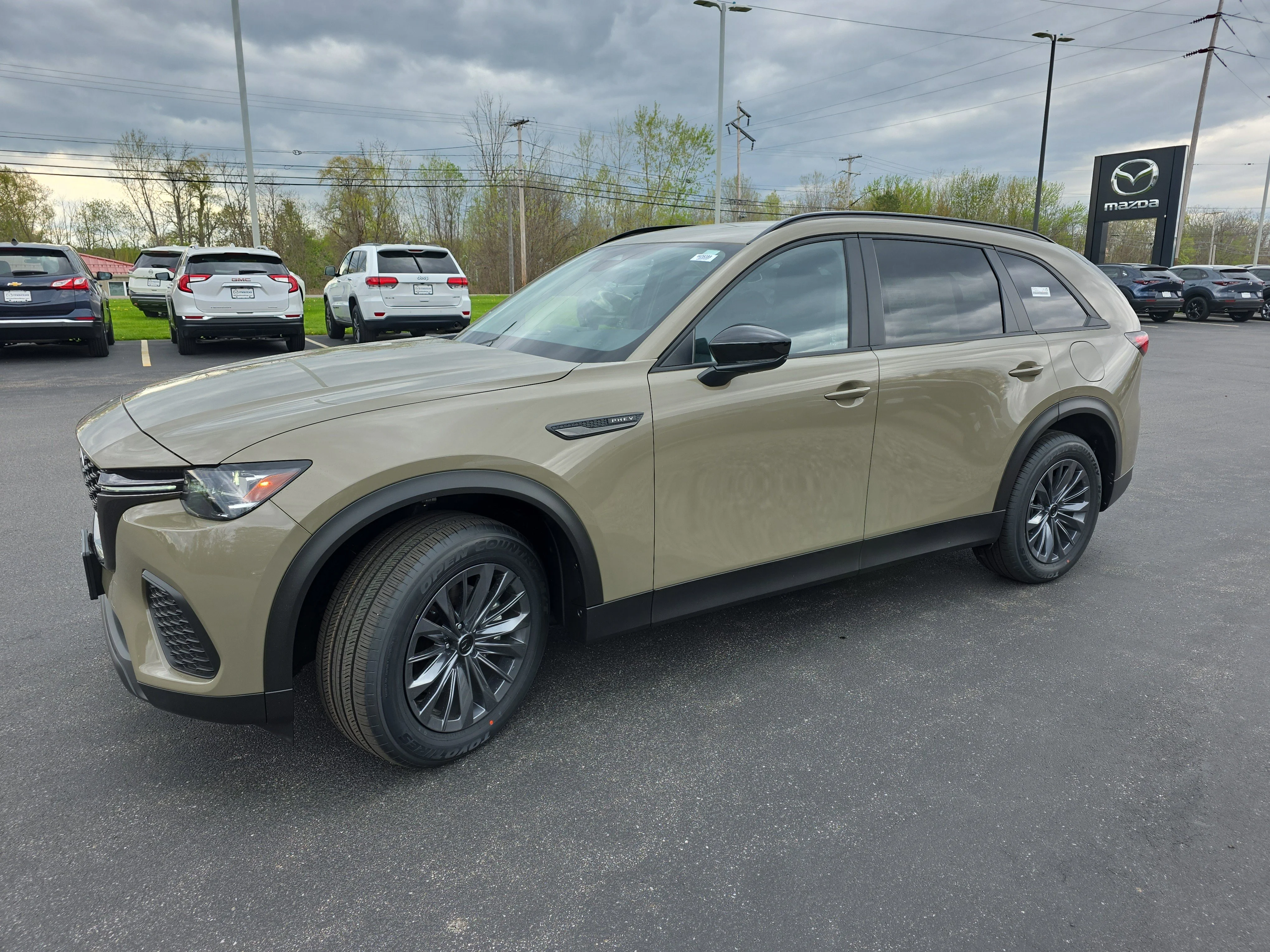 New 2026 Zircon Sand Metallic Mazda SC AWD image 5