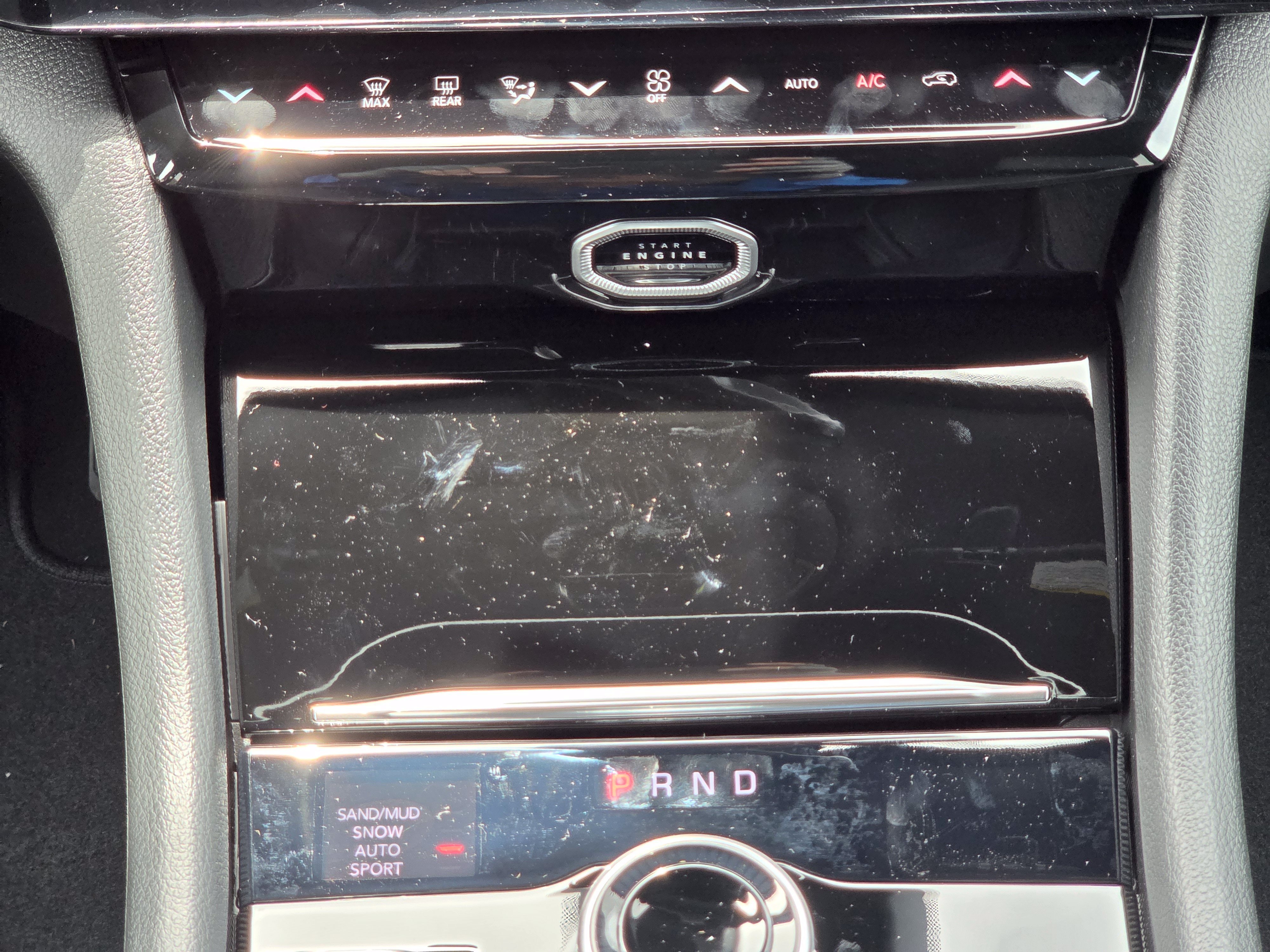 New 2026 Silver Zynith Jeep Laredo Altitude image 12