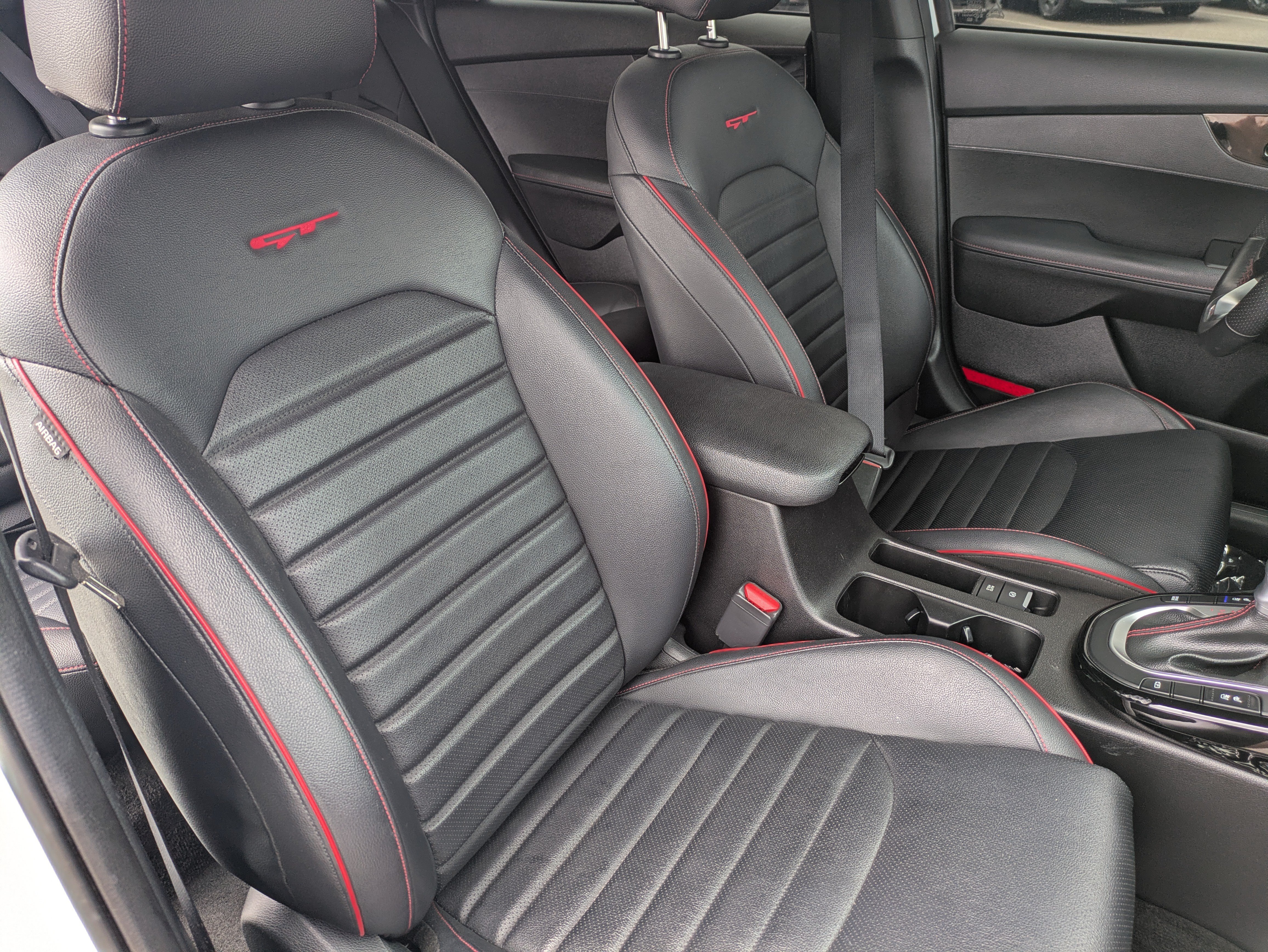 Used 2023 Snow White Pearl Kia GT image 10
