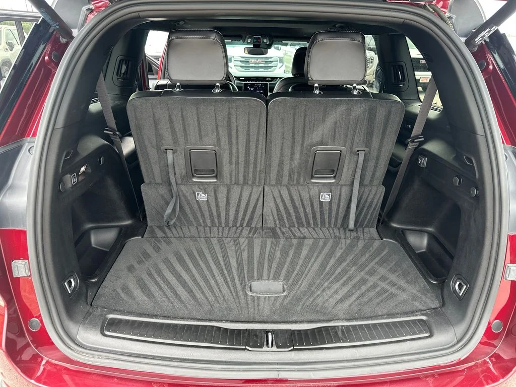 Used 2023 Red Jeep Altitude X image 24