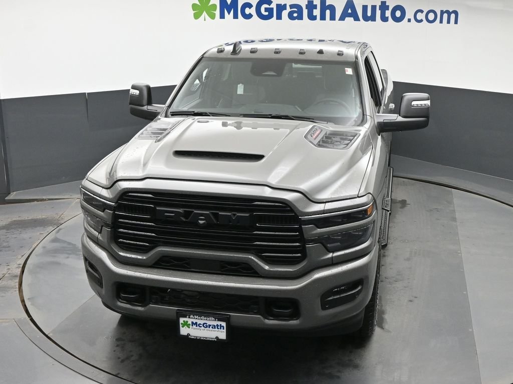 New 2026 Ceramic Gray Clear-Coat Exterior Paint RAM Laramie image 26
