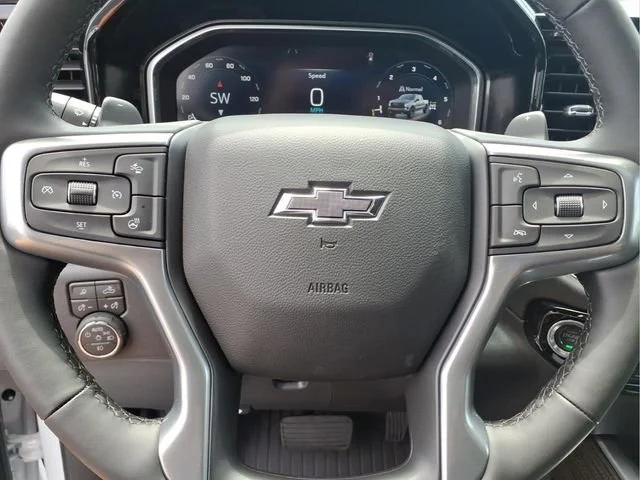 New 2026 Summit White Chevrolet LT Trail Boss image 11