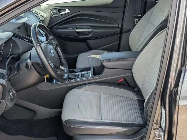 Used 2018 Gray Ford SE image 14