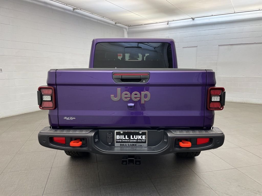 New 2026 Reign Exterior Paint Jeep Mojave X image 4