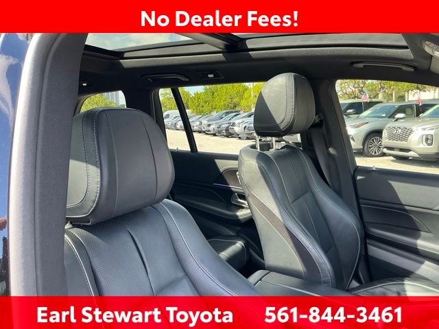 Used 2023 Black Mercedes-Benz GLS 580 image 44