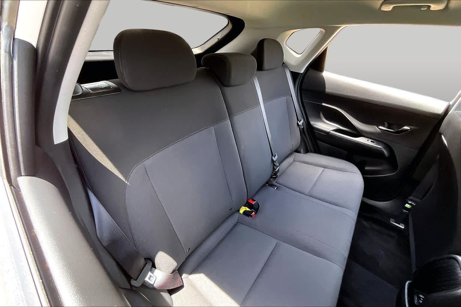 2026 Hyundai Kona SE - Photo 35