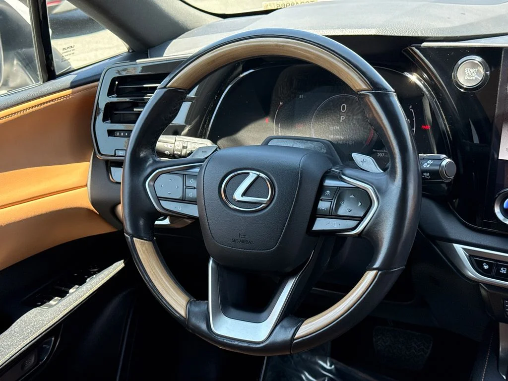 Used 2024 White Lexus 350 Premium Plus image 20