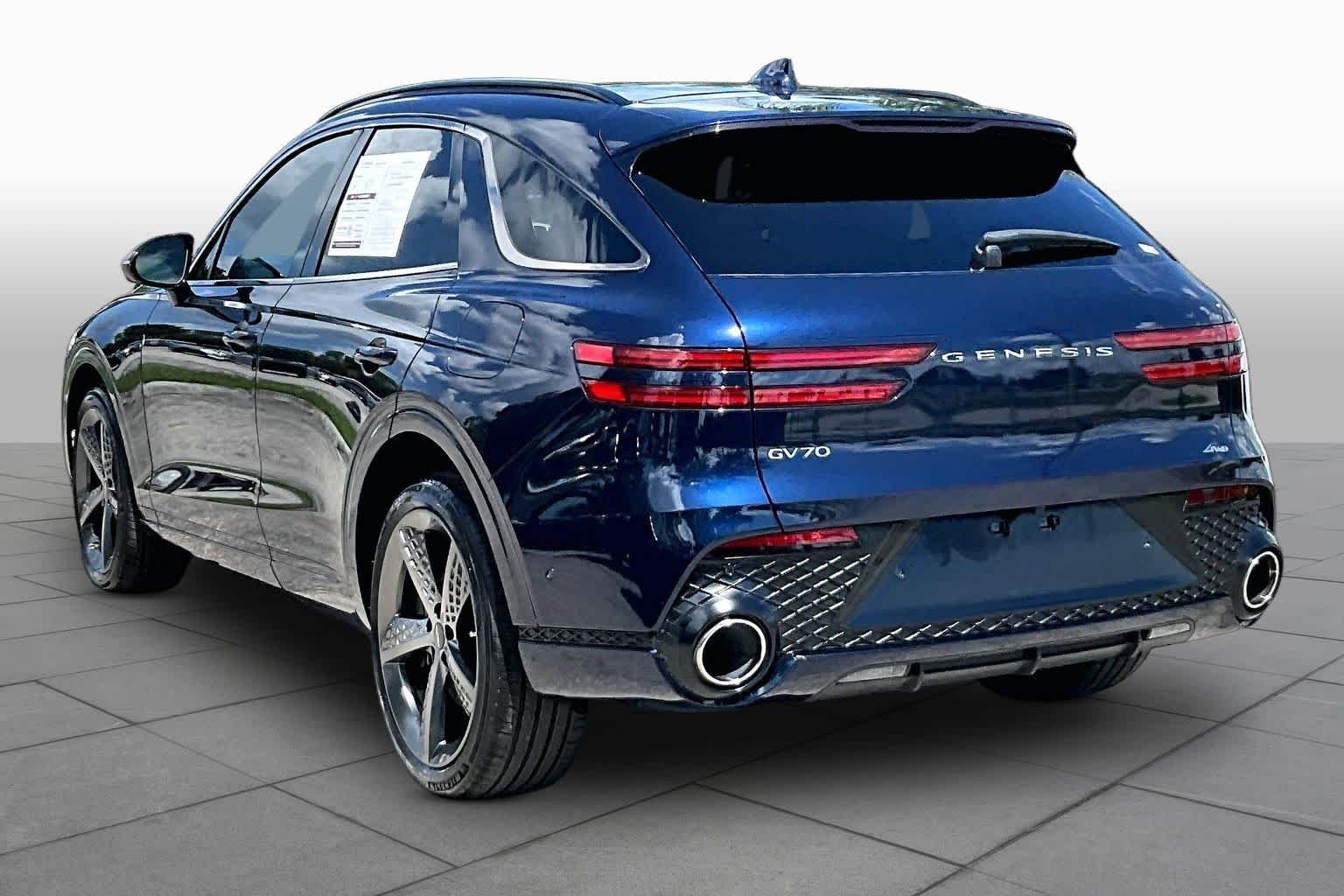 Used 2023 Adriatic Blue Genesis 2.5T image 12
