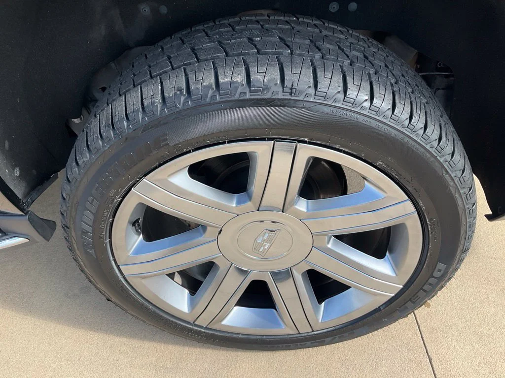 Used 2018 BLACK RAVEN Cadillac Luxury image 62