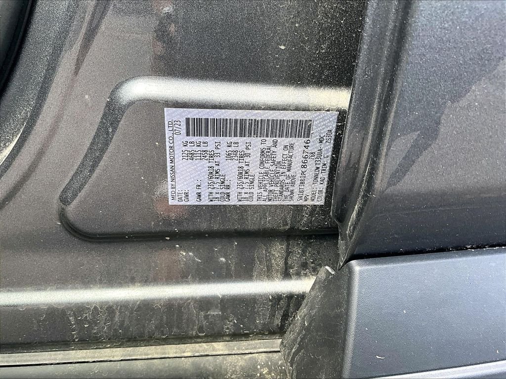 Used 2023 Gray Nissan SV image 9