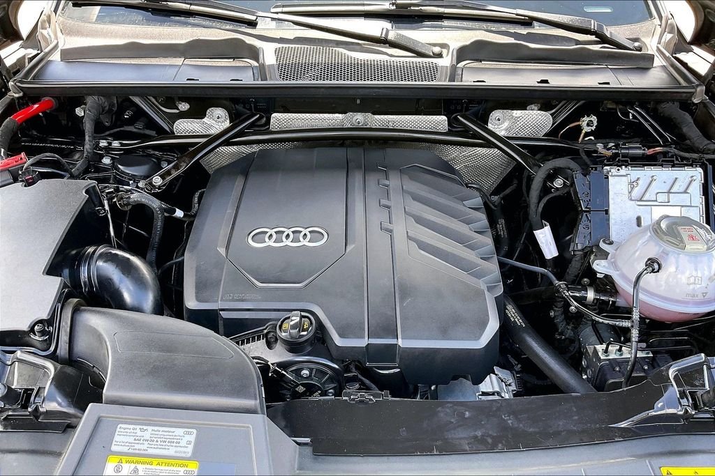 Used 2021 Brilliant Black Audi 45 Premium Plus image 31
