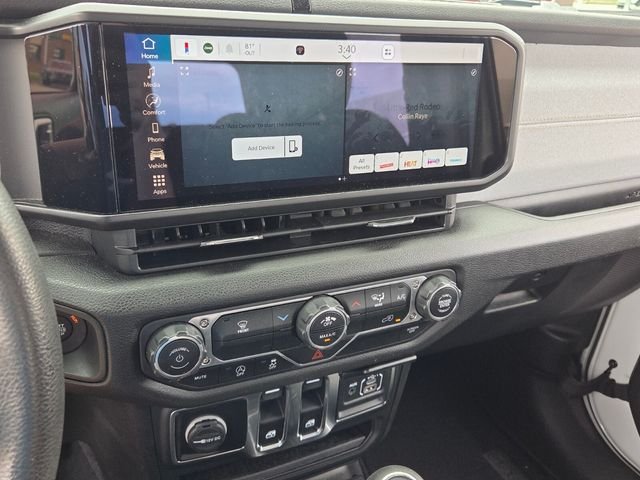 Used 2025 White Jeep Sport image 16