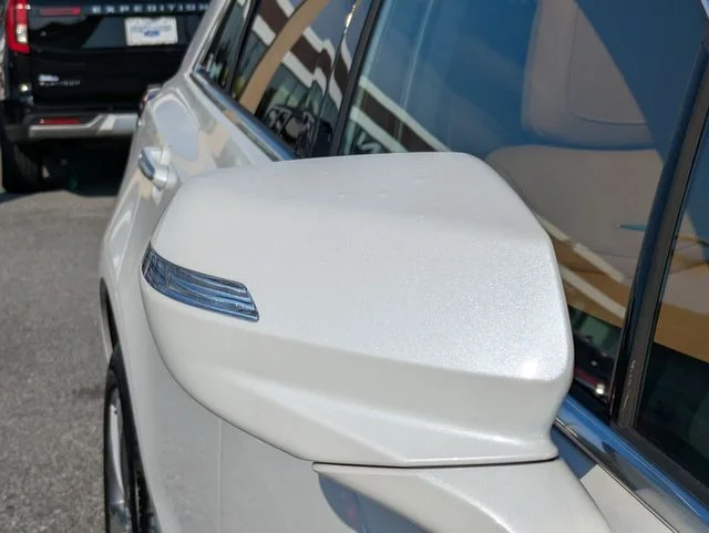 Certified Used 2025 Crystal White Cadillac Premium Luxury image 12