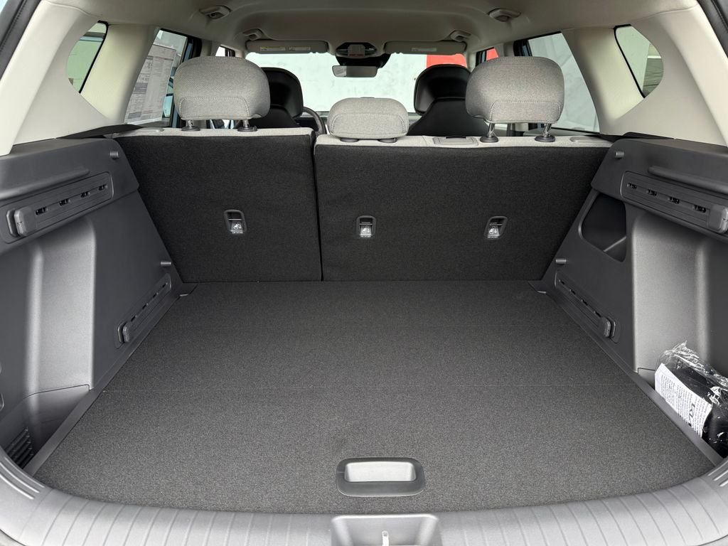 New 2027 Frost Blue Kia S image 11