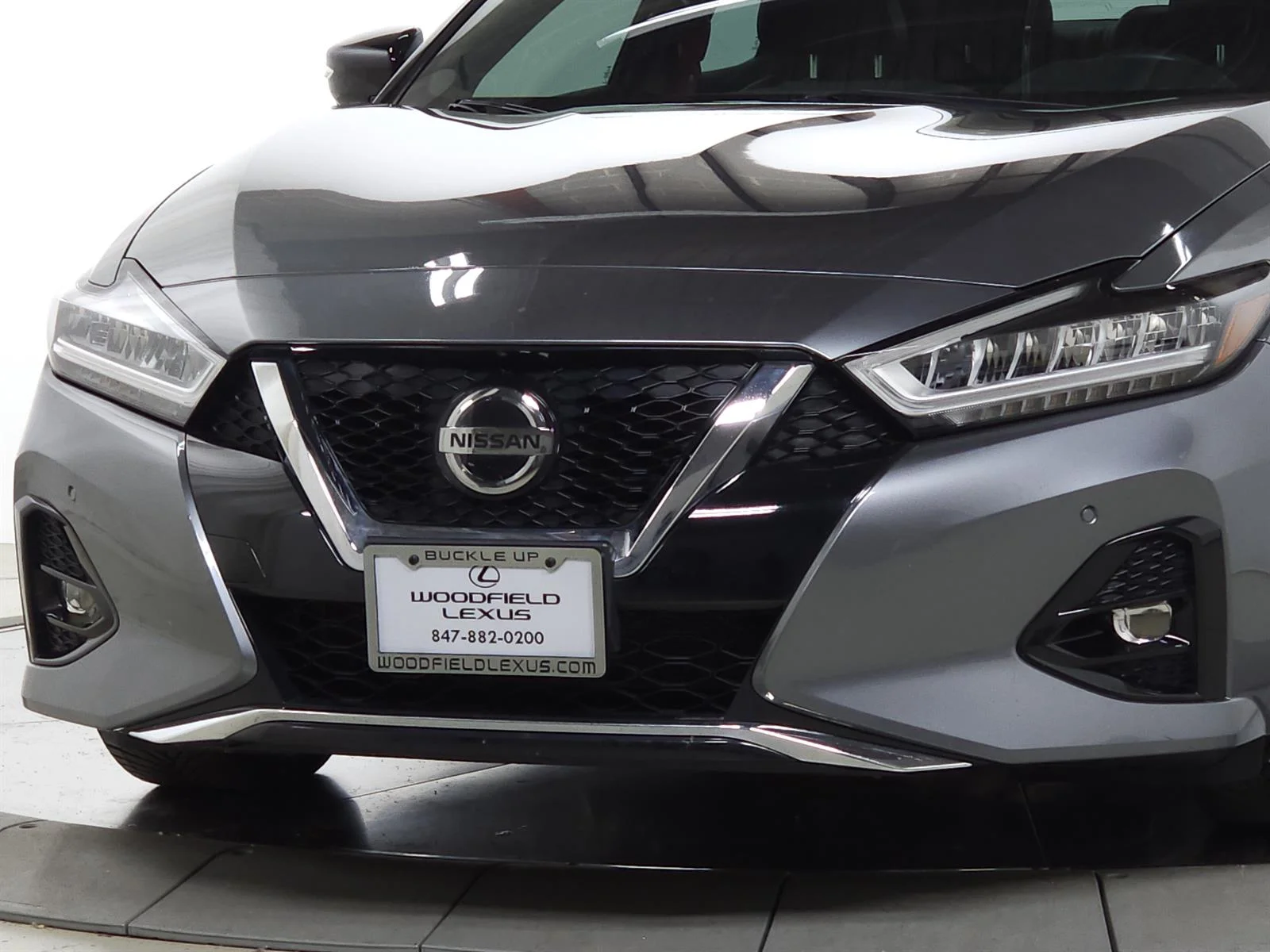 Used 2019 Gray Nissan 3.5 SR image 3