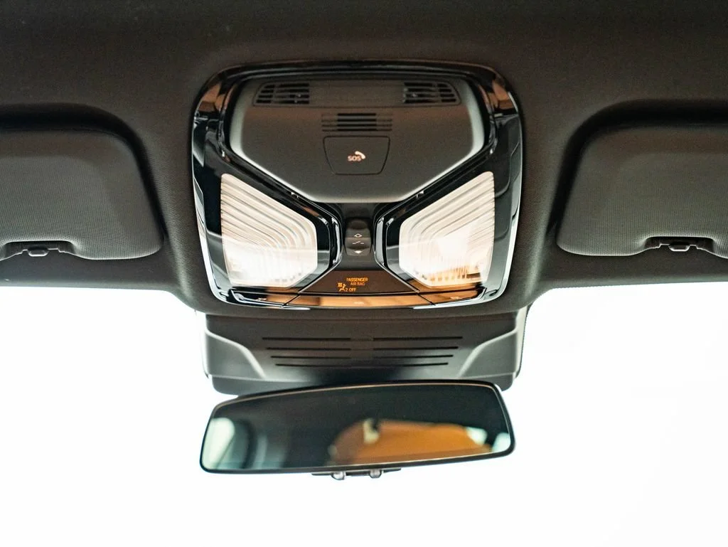 New 2026 Black Sapphire Metallic BMW xDrive40i image 40