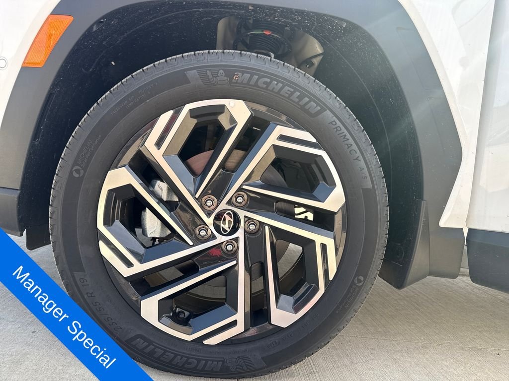 2025 Hyundai Tucson Limited - Photo 28