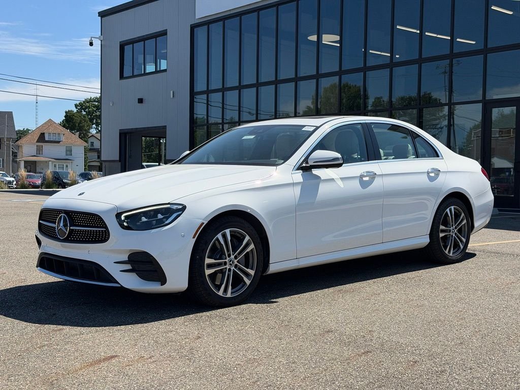 Used 2022 White Mercedes-Benz E 350 image 1